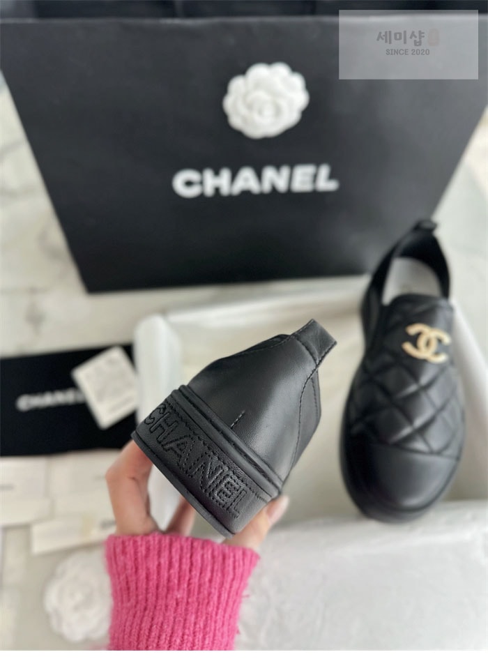 C H A N E L 샤넬 CC로고 퀼팅 슬립온 신발 10번 이미지