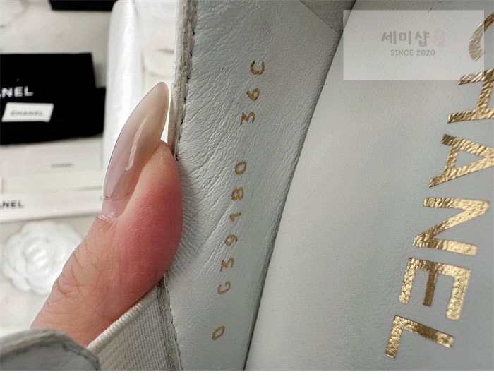 C H A N E L 샤넬 CC로고 퀼팅 슬립온 신발 14번 이미지