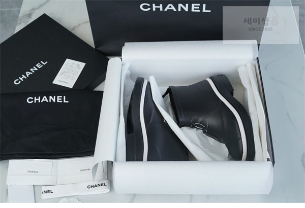 C H A N E L 샤넬 CC로고 하프 앵클 러버부츠 레인부츠 장화 신발 4번 이미지