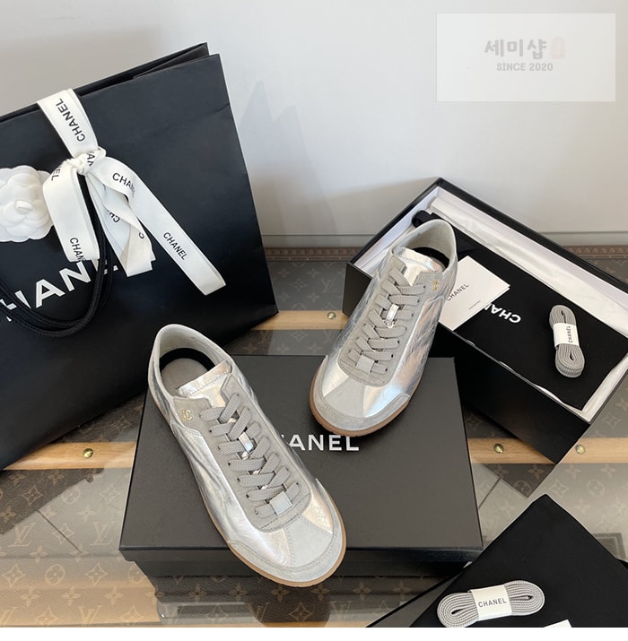 C H A N E L 샤넬 cc로고 러닝 스니커즈 신발 4번 이미지
