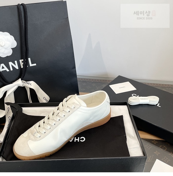 C H A N E L 샤넬 cc로고 러닝 스니커즈 신발 18번 이미지