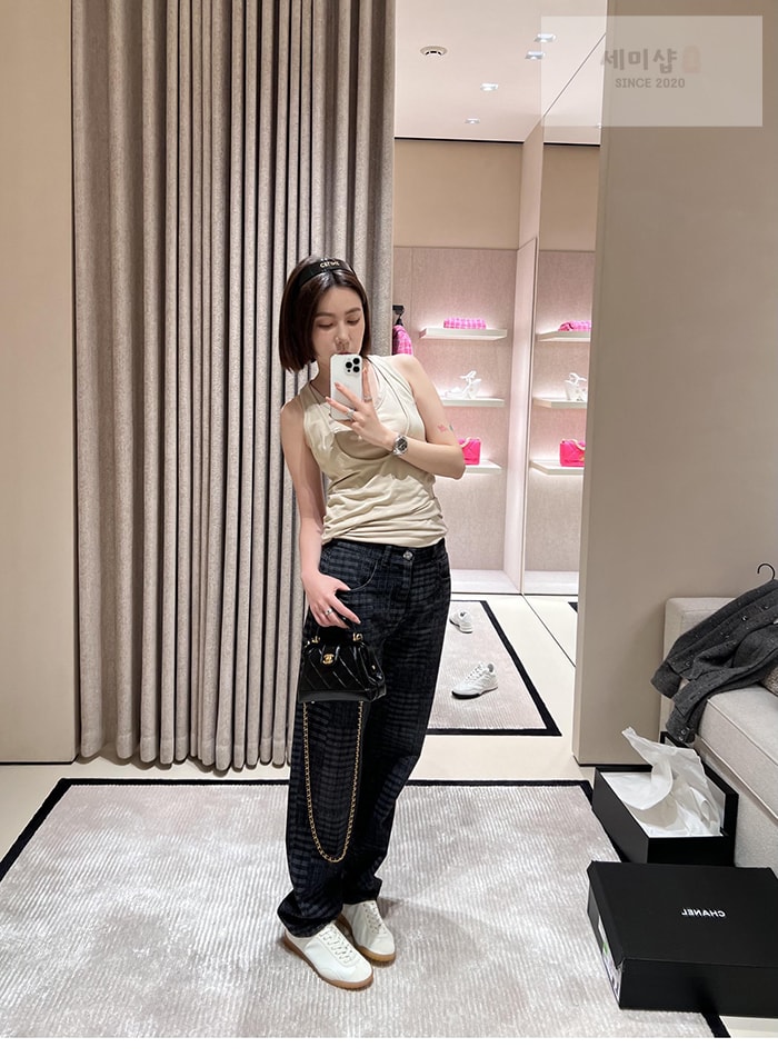 C H A N E L 샤넬 cc로고 러닝 스니커즈 신발 2번 이미지
