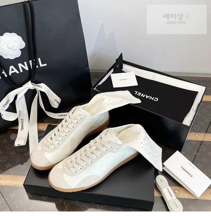 C H A N E L 샤넬 cc로고 러닝 스니커즈 신발 4번 이미지