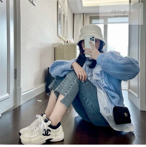 C H A N E L 샤넬 cc로고 메쉬 테니스 여성 스니커즈 신발 4번 이미지
