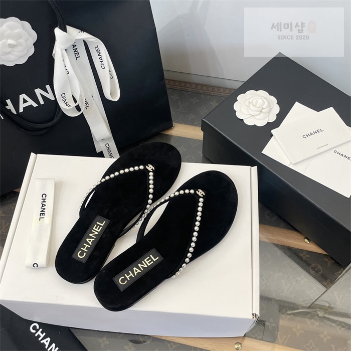C H A N E L 샤넬 cc로고 진주 벨벳 뮬 플립플랍 쪼리 블랙 신발 2번 이미지
