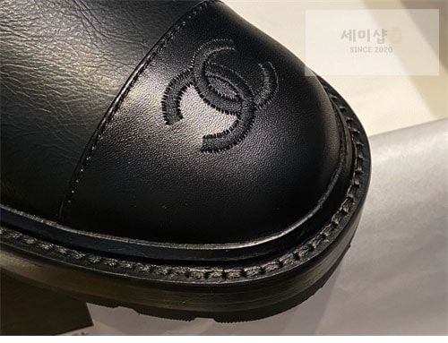 C H A N E L 샤넬 cc로고 퀄팅 레이스업 부츠 신발 13번 이미지
