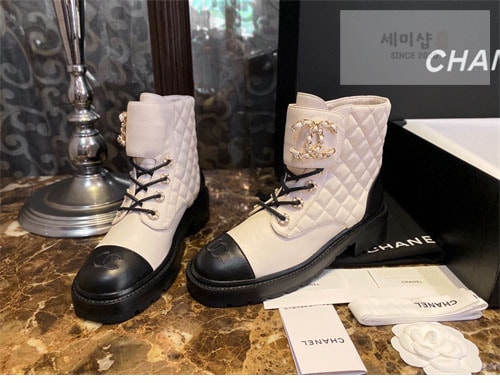 C H A N E L 샤넬 cc로고 퀄팅 레이스업 부츠 신발 6번 이미지