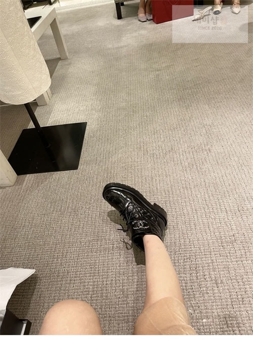 C H A N E L 샤넬 cc로고 퀄팅 레이스업 부츠 신발 2번 이미지