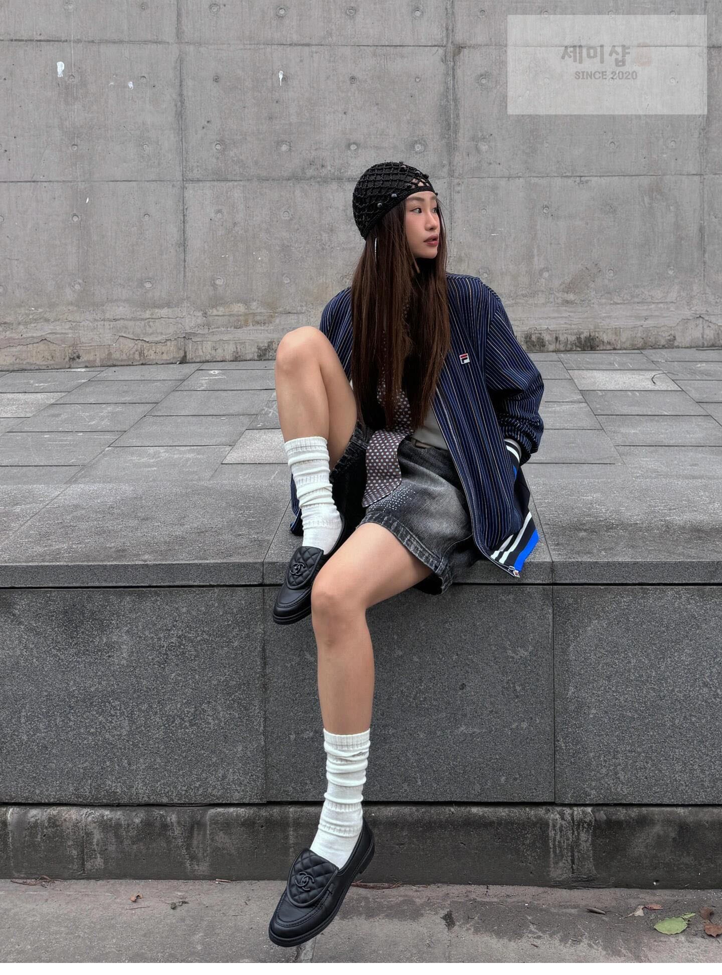 C H A N E L 샤넬 cc로고 턴락 퀼팅 모카신 로퍼 신발 7번 이미지