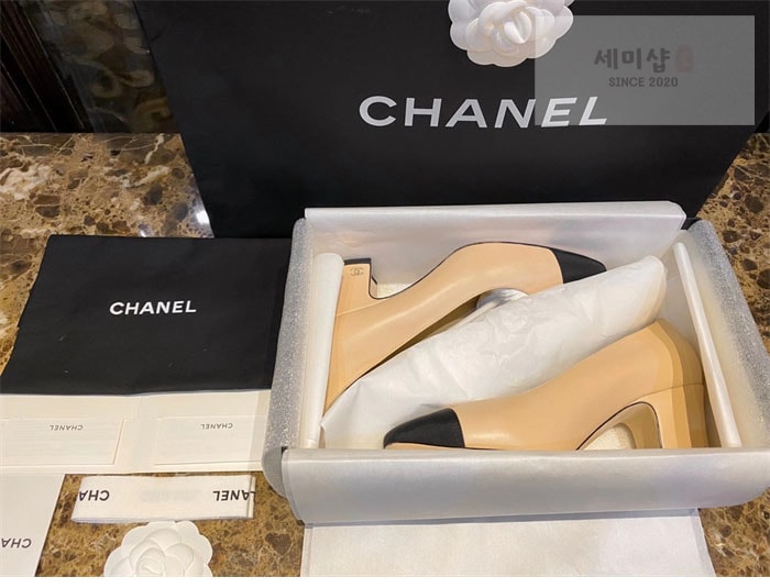 C H A N E L 샤넬 cc로고 통굽 펌프스 신발 4번 이미지