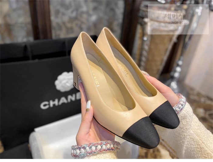 C H A N E L 샤넬 cc로고 통굽 펌프스 신발 5번 이미지