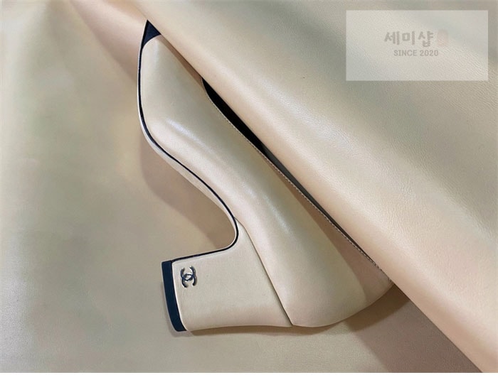 C H A N E L 샤넬 cc로고 통굽 펌프스 신발 13번 이미지