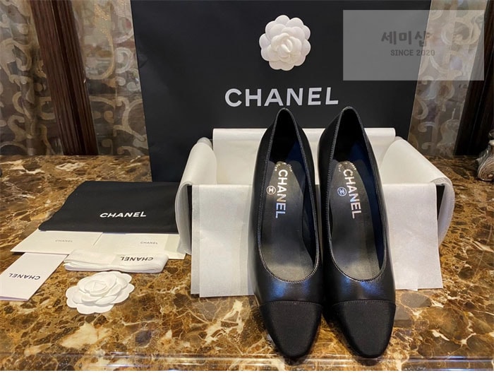 C H A N E L 샤넬 cc로고 통굽 펌프스 신발 5번 이미지