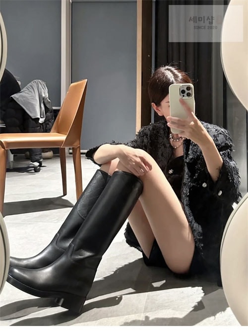 C H A N E L 샤넬 cc로고 22b 하이 부츠 신발 3번 이미지