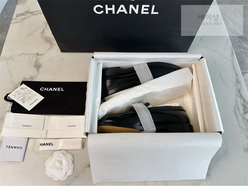 C H A N E L 샤넬 cc 로고 체인 모카신 로퍼 신발 3번 이미지