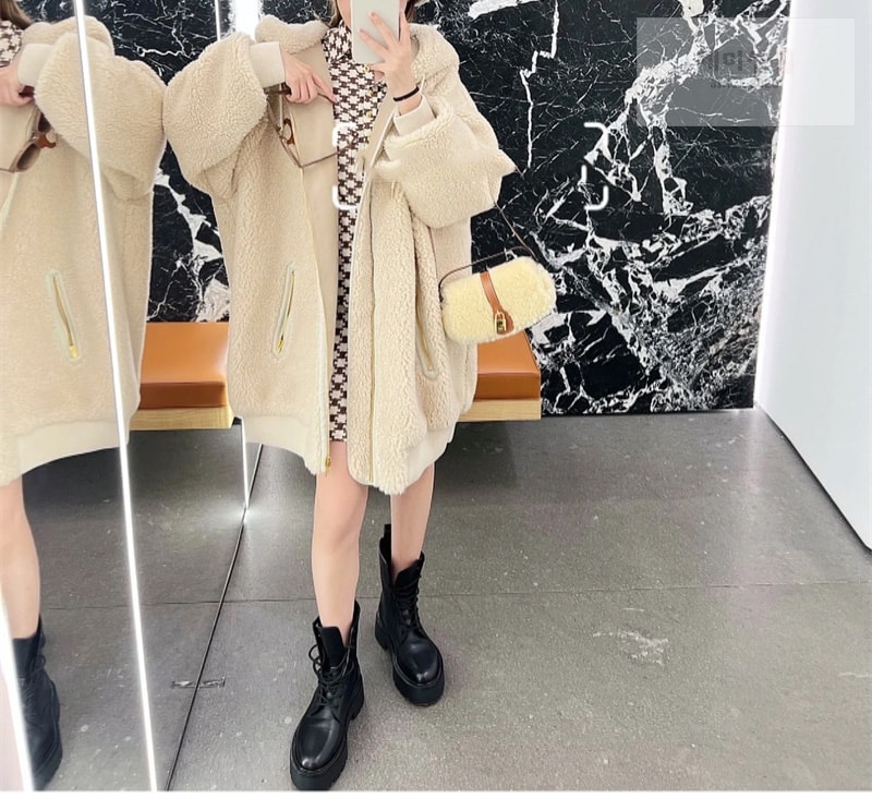 셀린느 셀린느 벌키 레이스업 부츠 샤이니 불스킨 블랙 신발 11번 이미지