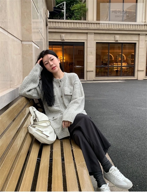 C E L I N E 셀린느 카프스킨 조거 트리오페 스니커즈 신발 13번 이미지
