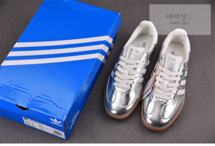 Adidas 아디다스 삼바 OG 실버 메탈릭 JR0035 신발 7번 이미지