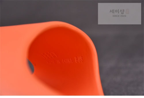 Adidas 아디다스 이지 슬라이드 “ADULTS” Yeezy Slide GZ0953 레플리카 2번 이미지 - 신발 | 세미샵 레플리카 사이트