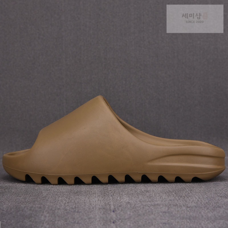 Adidas 아디다스 이지 슬라이드 “EARBRN” Yeezy Slide FV8425 신발 1번 이미지