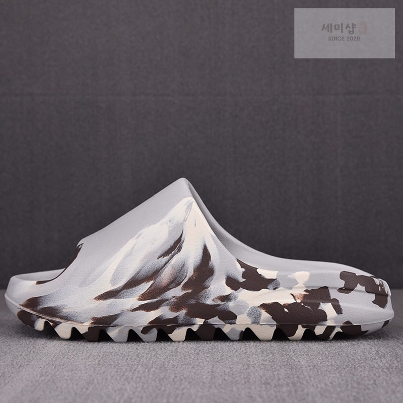 Adidas 아디다스 이지 슬라이드 “GRAY” Yeezy Slide MX GZ5553 신발 1번 이미지