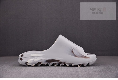 Adidas 아디다스 이지 슬라이드 “GRAY” Yeezy Slide MX GZ5553 신발 3번 이미지