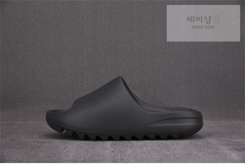 Adidas 아디다스 이지 슬라이드 “ONYX” Yeezy Slide HQ6448 신발 2번 이미지