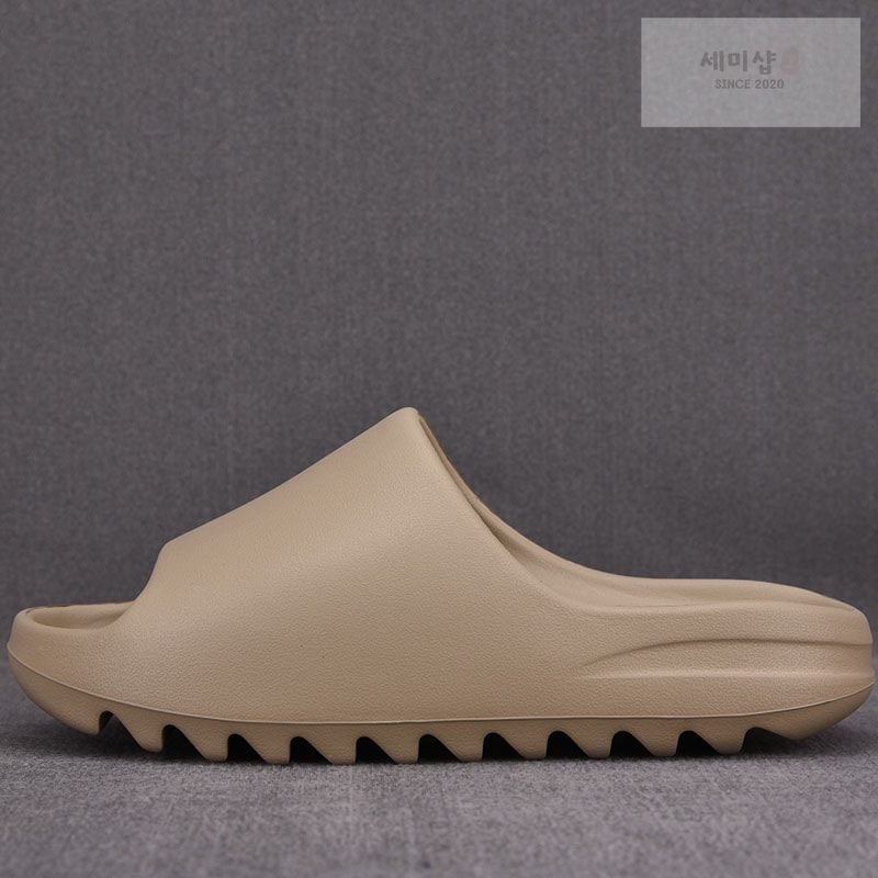 Adidas 아디다스 이지 슬라이드 “PURE” Yeezy Slide GZ5554 신발 1번 이미지