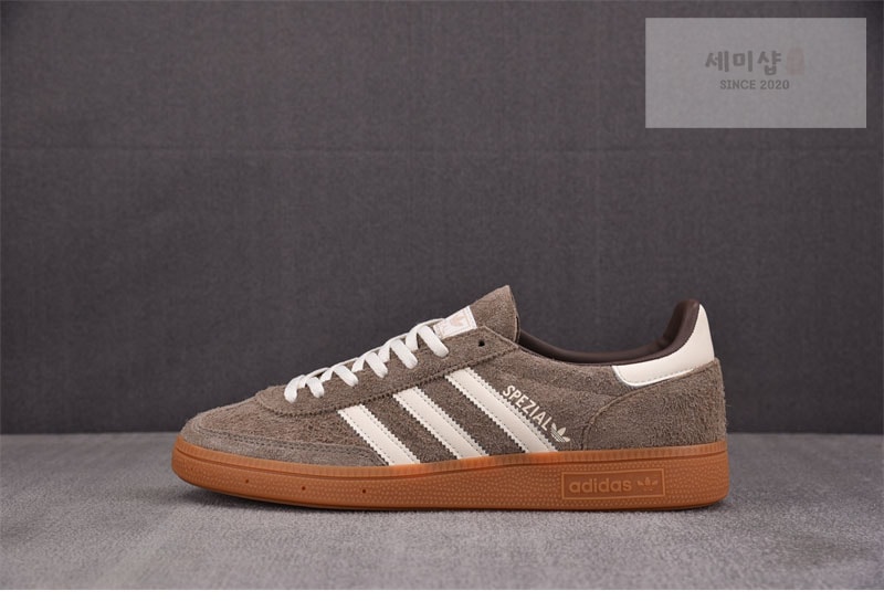 Adidas 아디다스 핸드볼 스페지알 어스 스트라타 IF6490 신발 2번 이미지