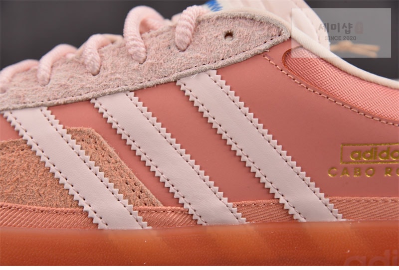 Adidas 아디다스 x 배드 버니 가젤 인도어 카보 로호 JS5052 신발 14번 이미지