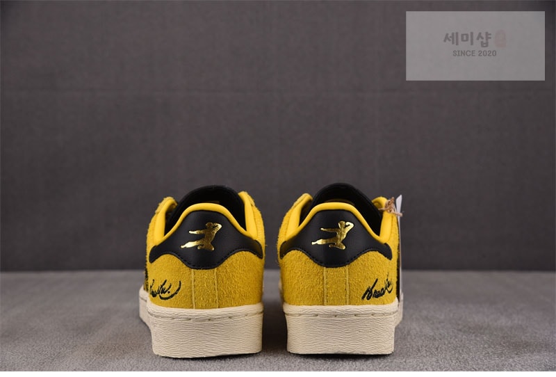 Adidas 아디다스 x 브루스 리 오리지널 자바 로우 Game Of Death 옐로우 신발 2번 이미지
