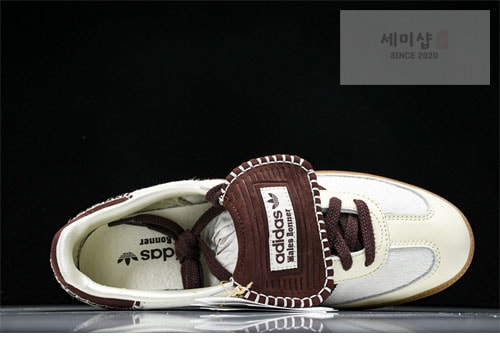 Adidas 아디다스x웨일즈보너 포니 토널 삼바 크림 화이트 미스테리 브라운 스니커즈 신발 8번 이미지