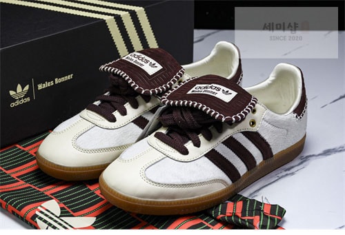Adidas 아디다스x웨일즈보너 포니 토널 삼바 크림 화이트 미스테리 브라운 스니커즈 신발 10번 이미지