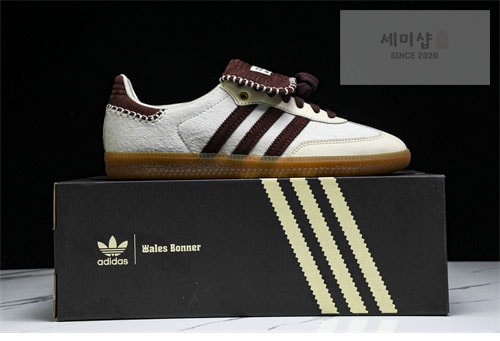 Adidas 아디다스x웨일즈보너 포니 토널 삼바 크림 화이트 미스테리 브라운 스니커즈 신발 25번 이미지