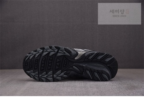 Asics 아식스 젤 카하나 TR V4 카본 블랙 실버 1203A497-001 신발 7번 이미지