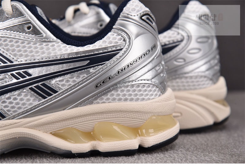 Asics 아식스 x JJJJound 젤 카야도 14 화이트 네이비 1203A961-100 신발 12번 이미지