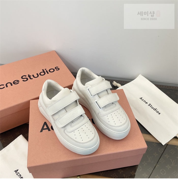 Acne Studios 아크네 24FW 벨크로 스트랩 통굽 스니커즈 신발 11번 이미지