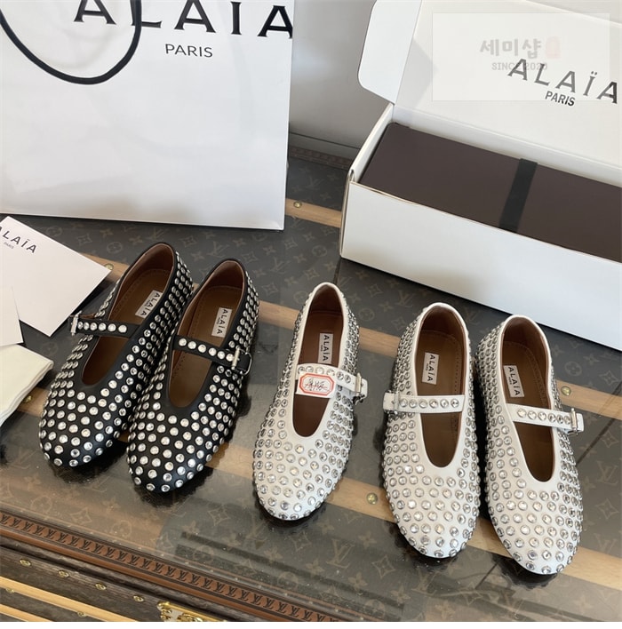 Alaia 알라이아 스트라스 램스킨 발레 플랫 신발 24번 이미지