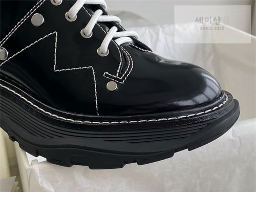 Alexander Mc Queen 알렉산더 맥퀸 트레드 레이스 업 부츠 신발 15번 이미지