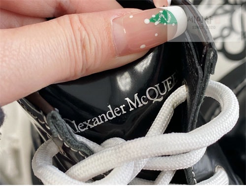 Alexander Mc Queen 알렉산더 맥퀸 트레드 레이스 업 부츠 신발 18번 이미지