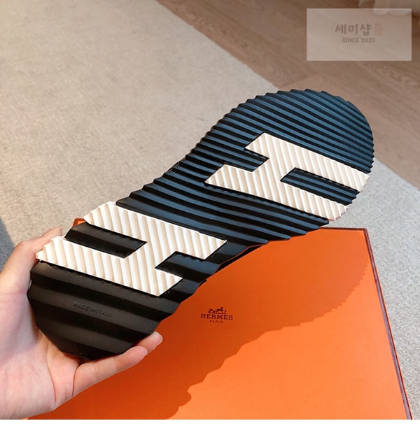 Hermes 에르메스 바운싱 스니커즈 신발 10번 이미지