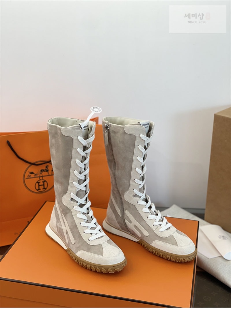 Hermes 에르메스 스웨이드 레이스업 스니커즈 화이트 신발 10번 이미지