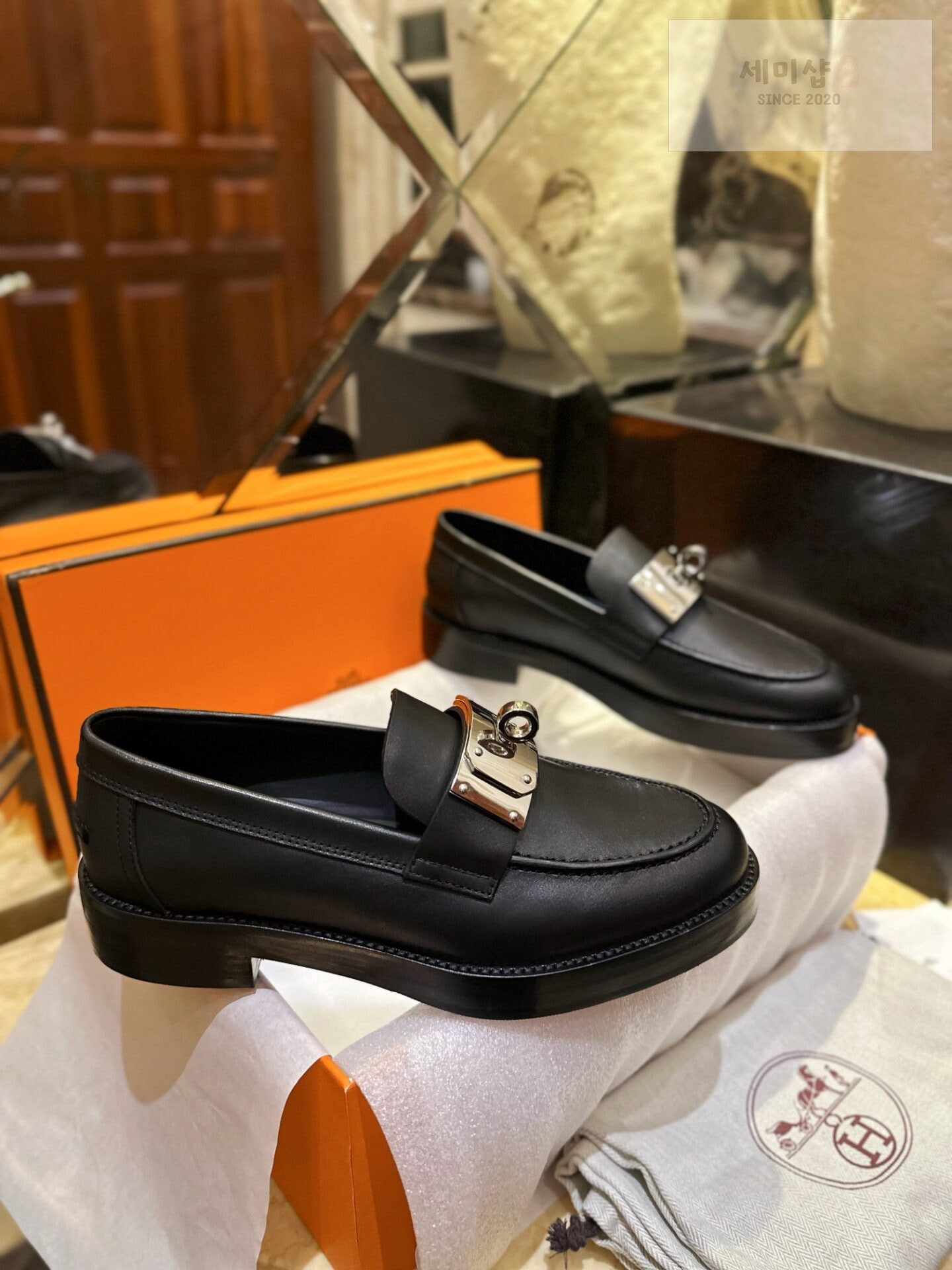 Hermes 에르메스 오버사이즈 KELLY 버클 핫 로퍼 “35SIZE – 40SIZE” 신발 5번 이미지