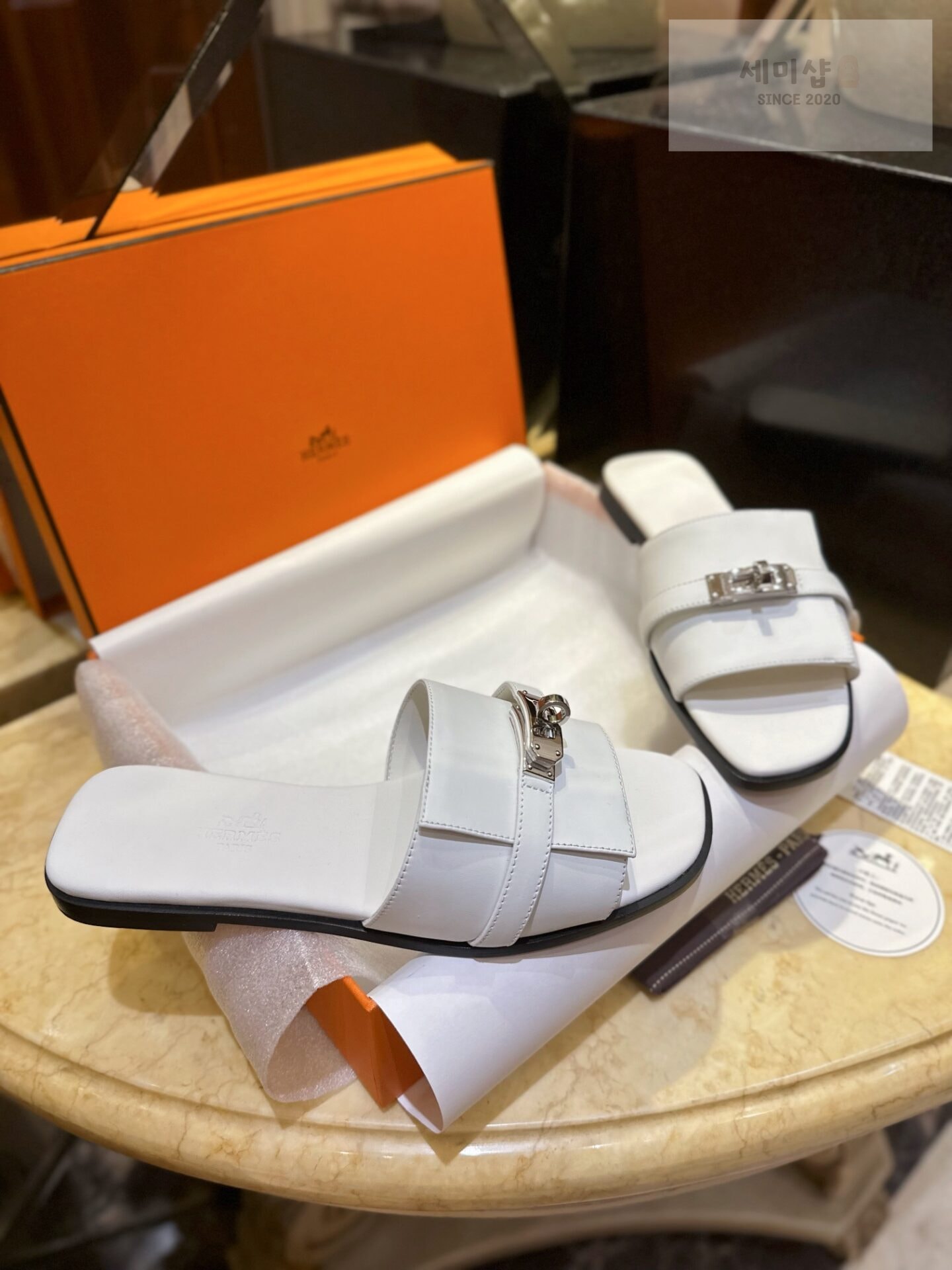 Hermes 에르메스 우먼 GIGI 켈리 뮬 샌들 “35SIZE – 41SIZE” 신발 5번 이미지