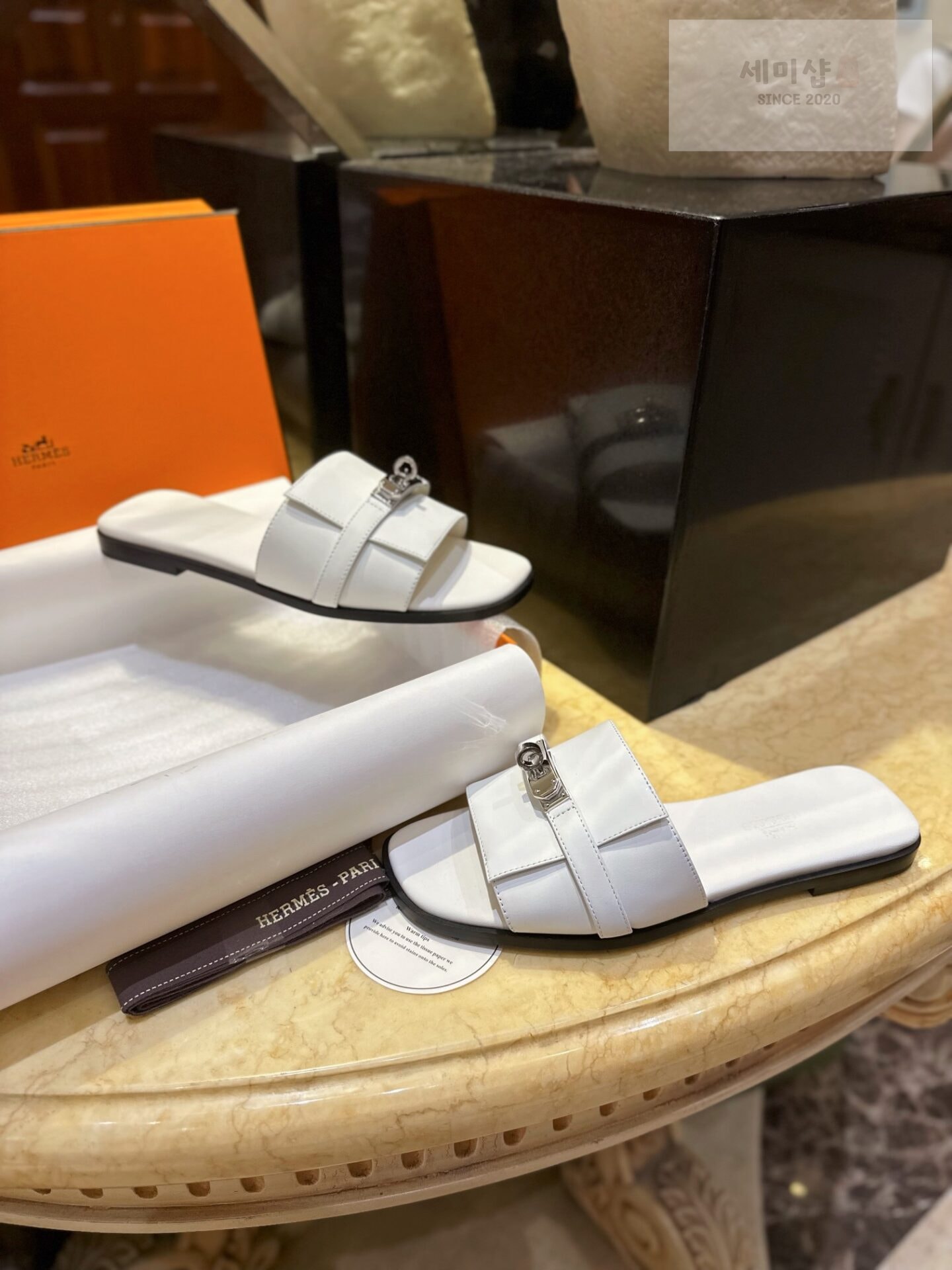 Hermes 에르메스 우먼 GIGI 켈리 뮬 샌들 “35SIZE – 41SIZE” 신발 7번 이미지