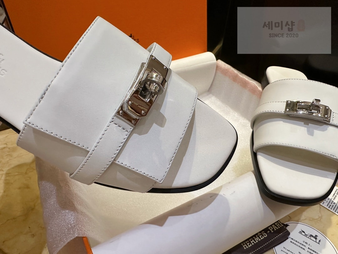 Hermes 에르메스 우먼 GIGI 켈리 뮬 샌들 “35SIZE – 41SIZE” 신발 1번 이미지