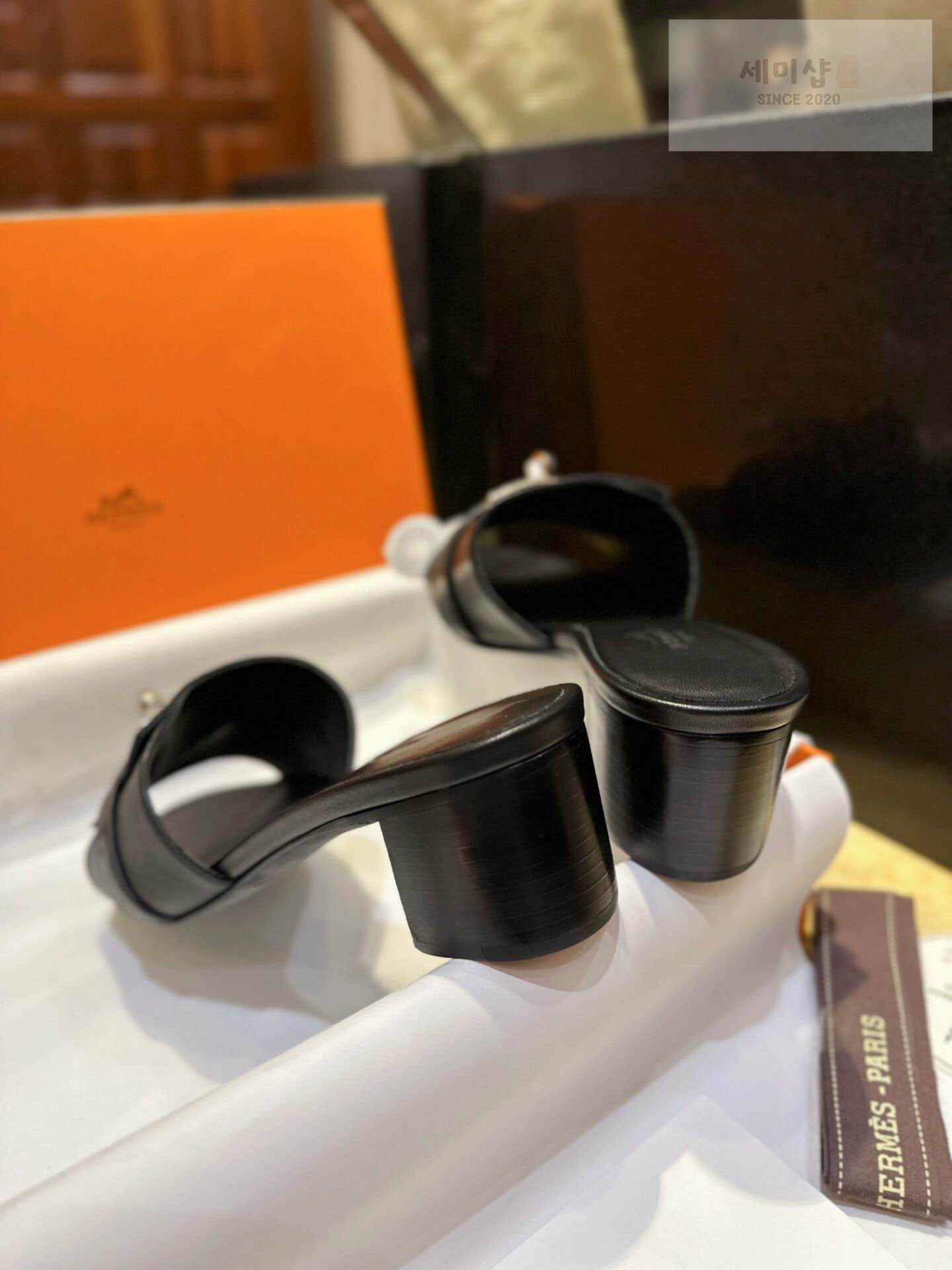 Hermes 에르메스 우먼 GIGI 켈리 뮬 샌들 “35SIZE – 41SIZE” 신발 18번 이미지