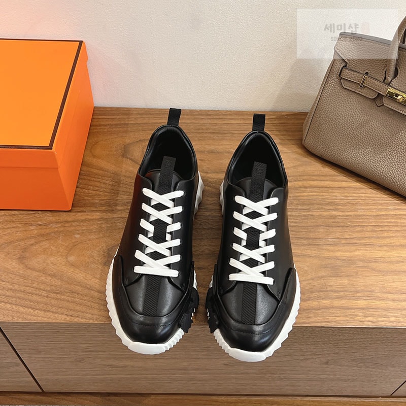 Hermes 에르메스 점프 스니커즈 레플리카 1번 이미지 - 신발 | 세미샵 레플리카 사이트