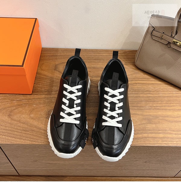 Hermes 에르메스 점프 스니커즈 레플리카 2번 이미지 - 신발 | 세미샵 레플리카 사이트