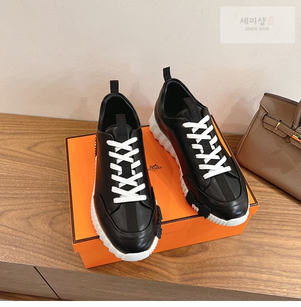 Hermes 에르메스 점프 스니커즈 레플리카 3번 이미지 - 신발 | 세미샵 레플리카 사이트